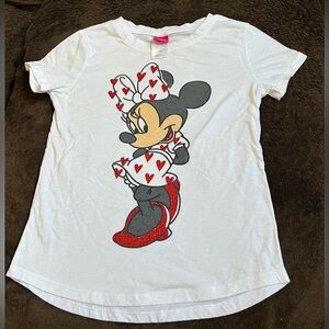 DISNEY Girl’s Minnie Mouse Red Hearts Short Sleeve Feminine Cut T-Shirt Size 7/8
